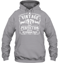 Load image into Gallery viewer, Vintage 1979 Birthday - 39 Years Old 39th Birthday Unisex Hoodie