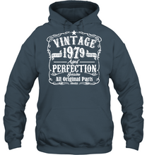 Load image into Gallery viewer, Vintage 1979 Birthday - 39 Years Old 39th Birthday Unisex Hoodie