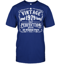 Load image into Gallery viewer, Mens Vintage 1979 Birthday - 39 Years Old 39th Birthday T-Shirt
